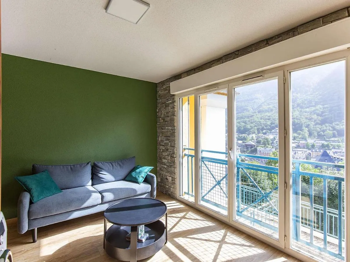 T2 Renove Avec Parking Proche Centre Et Telecabine - Fr-1-401-267 Cauterets